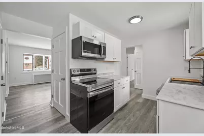 1990 East St, Pittsfield, MA 01201 - Photo 9