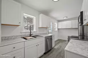 1990 East St, Pittsfield, MA 01201 - Photo 11