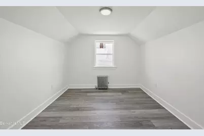 1990 East St, Pittsfield, MA 01201 - Photo 21