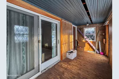 461 Elm St, Pittsfield, MA 01201 - Photo 33