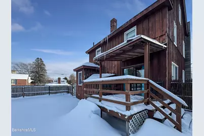 461 Elm St, Pittsfield, MA 01201 - Photo 3