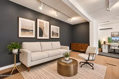 402 Park St #1St Floor, Great Barrington, MA 01236 - Photo 5