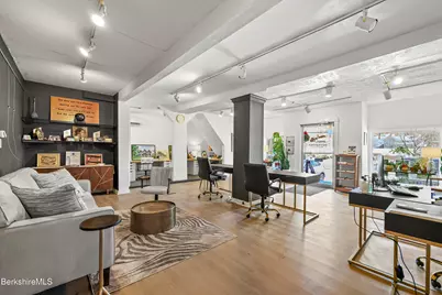 402 Park St #1St Floor, Great Barrington, MA 01236 - Photo 3