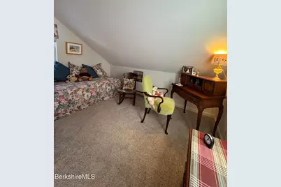 9063 Mountainside Dr, Hancock, MA 01237 - Photo 29