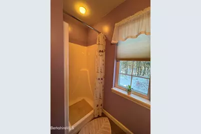 9063 Mountainside Dr, Hancock, MA 01237 - Photo 11
