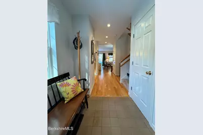 9063 Mountainside Dr, Hancock, MA 01237 - Photo 9
