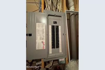 9063 Mountainside Dr, Hancock, MA 01237 - Photo 49