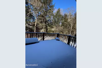 9063 Mountainside Dr, Hancock, MA 01237 - Photo 21