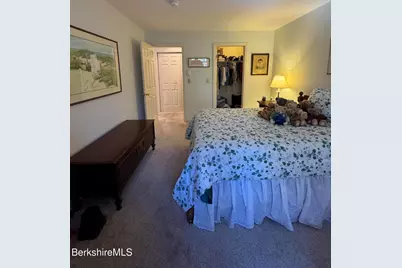 9063 Mountainside Dr, Hancock, MA 01237 - Photo 37