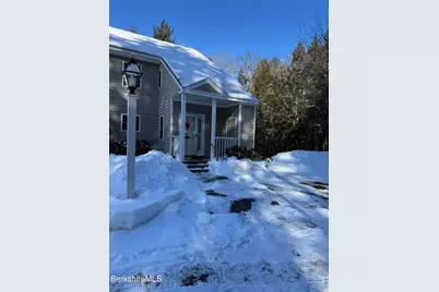 9063 Mountainside Dr, Hancock, MA 01237 - Photo 5