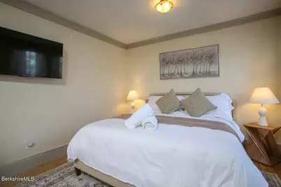 44 Main St APT #1, Stockbridge, MA 01262 - Photo 15