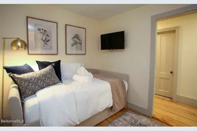 44 Main St APT #1, Stockbridge, MA 01262 - Photo 17