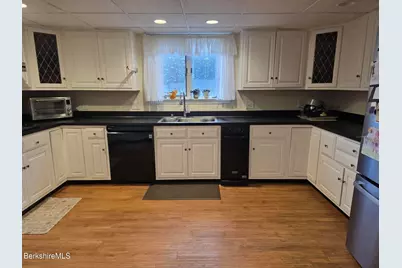 40 Baldwin Ave, Pittsfield, MA 01201 - Photo 19