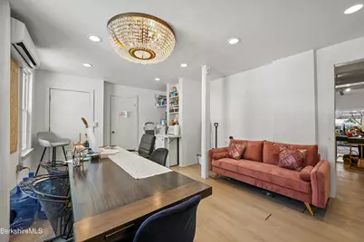 402 Park St, Great Barrington, MA 01236 - Photo 9