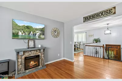 149 Kittredge Rd, Pittsfield, MA 01201 - Photo 7