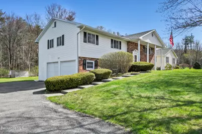 149 Kittredge Rd, Pittsfield, MA 01201 - Photo 1