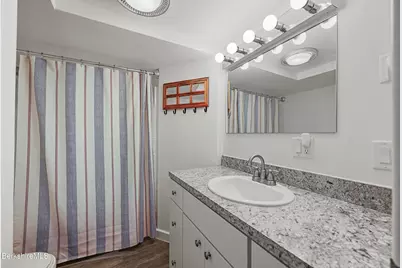 2 Wallace Rd #DH-B, Stockbridge, MA 01262 - Photo 23