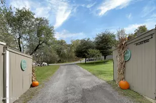 2 Wallace Rd, Stockbridge, MA 01262 - Photo 31