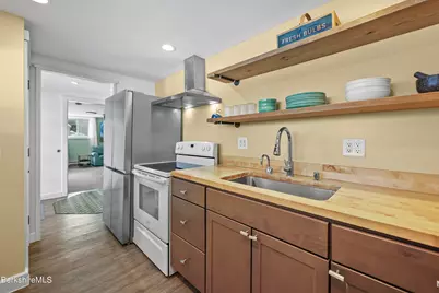 2 Wallace Rd #DH-B, Stockbridge, MA 01262 - Photo 13