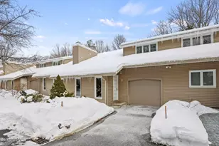 30 Clifden Ct, Lenox, MA 01240 - Photo 1