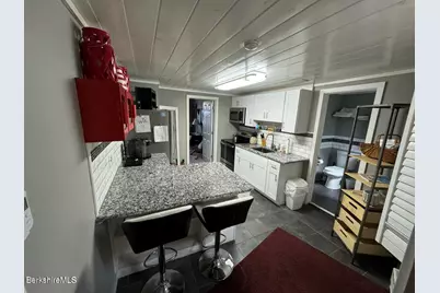 19 N Church St #5, North Adams, MA 01247 - Photo 1