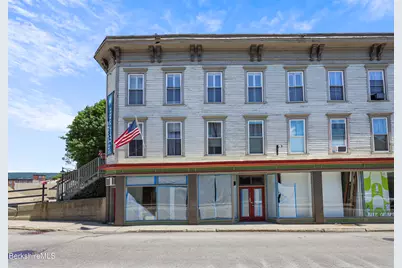 19 N Church St #5, North Adams, MA 01247 - Photo 11