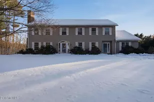 93 Gravesleigh Terrace, Pittsfield, MA 01201 - Photo 1