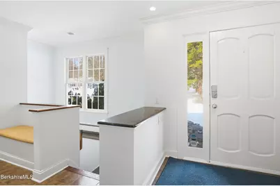 93 Gravesleigh Ter, Pittsfield, MA 01201 - Photo 31