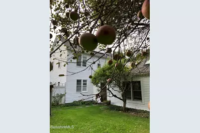 139 West Center Rd, West Stockbridge, MA 01266 - Photo 35