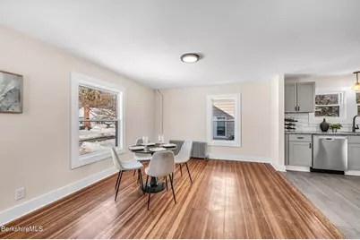 40 Roland St, Pittsfield, MA 01201 - Photo 9