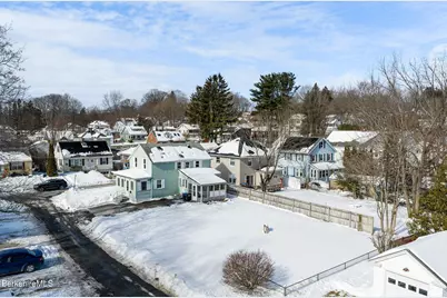 40 Roland St, Pittsfield, MA 01201 - Photo 3