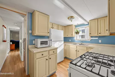 514 S Main St #8A, Lanesborough, MA 01237 - Photo 23