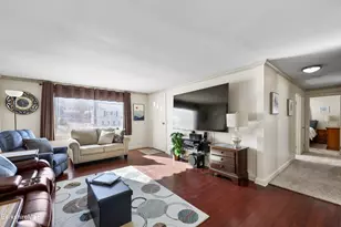 11 Crane Ave, Pittsfield, MA 01201 - Photo 3