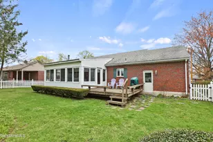 112 Sampson Pkwy, Pittsfield, MA 01201 - Photo 17
