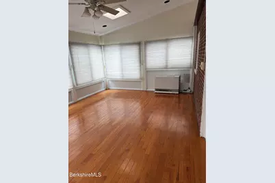 112 Sampson Pkwy, Pittsfield, MA 01201 - Photo 13