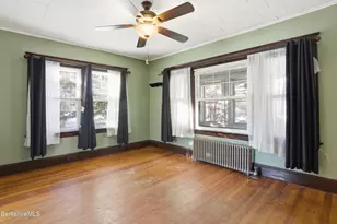 18 Meadow Ln, Pittsfield, MA 01201 - Photo 9