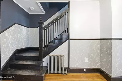 18 Meadow Ln, Pittsfield, MA 01201 - Photo 7