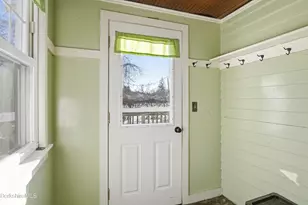 18 Meadow Ln, Pittsfield, MA 01201 - Photo 37