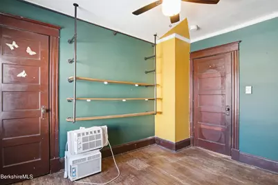 18 Meadow Ln, Pittsfield, MA 01201 - Photo 29