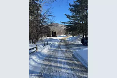 37 Corey Rd #25, Hancock, MA 01237 - Photo 5