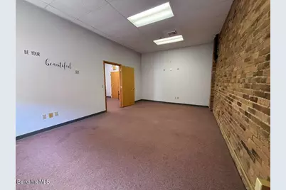 34 Depot St, Pittsfield, MA 01201 - Photo 3