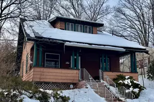 71 Dickinson Ave, Pittsfield, MA 01201 - Photo 3