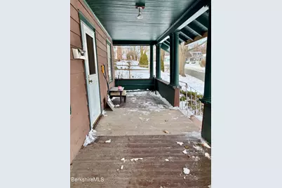 71 Dickinson Ave, Pittsfield, MA 01201 - Photo 5