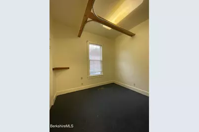 212 South St, Pittsfield, MA 01201 - Photo 17