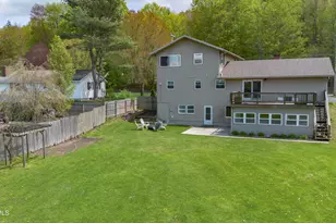 582 E New Lenox Rd, Pittsfield, MA 01201 - Photo 23