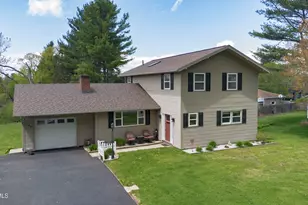582 E New Lenox Rd, Pittsfield, MA 01201 - Photo 1