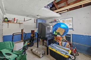 121 Elberon Ave, Pittsfield, MA 01201 - Photo 29