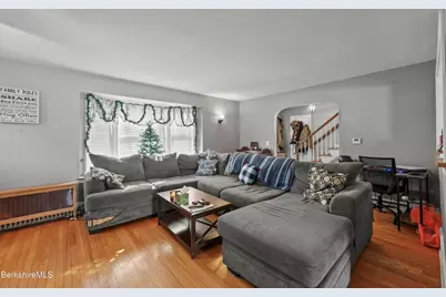 121 Elberon Ave, Pittsfield, MA 01201 - Photo 7