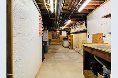 1200 West St, Pittsfield, MA 01201 - Photo 65