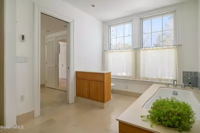 148 South St, Williamstown, MA 01267 - Photo 35